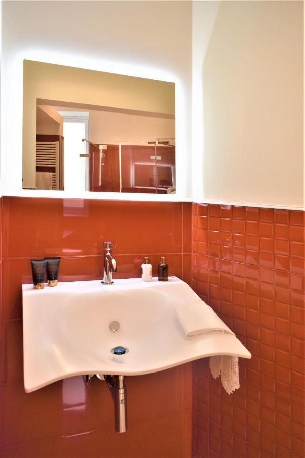 Double Room with Balcony,1113085296:JPEG